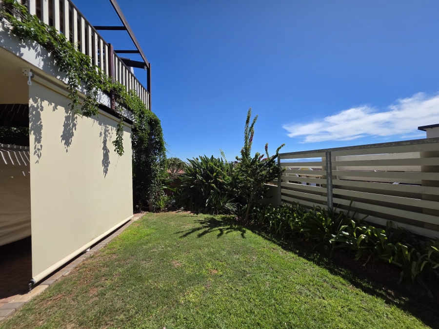 3 Bedroom Property for Sale in Wavecrest Eastern Cape